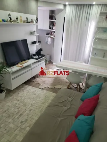 Flat com ótimo preço no bairro Consolação. Confira!