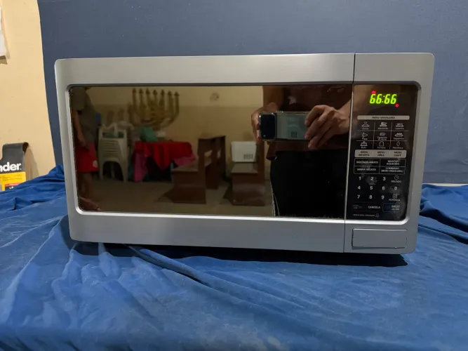 Microondas LG espelhado! 30 litros