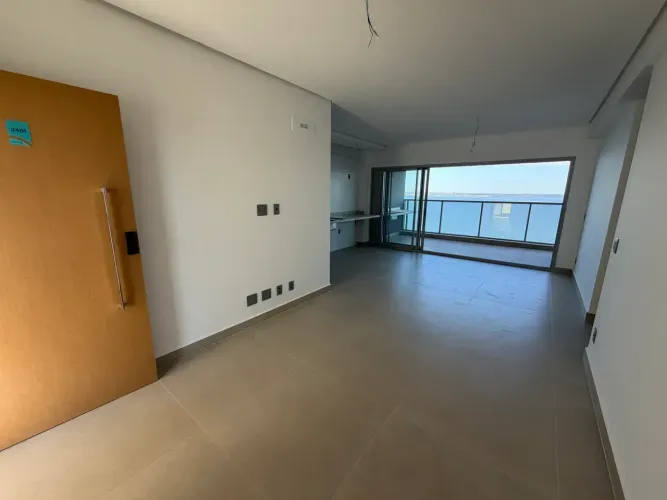 Apartamento com 3 Suíte em Frente ao Lago