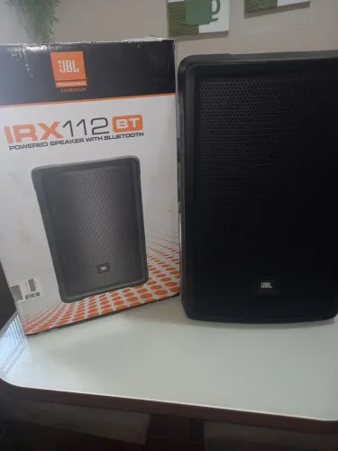 Caixa Ativa JBL IRX-112-BT -  Portátil 12" 300 Watts RMS