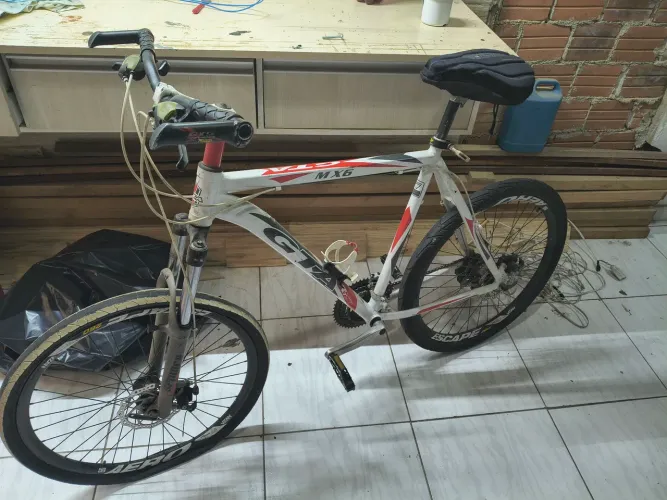 Bicicleta aro 29 18 marchas
