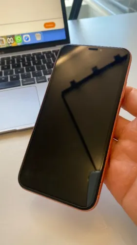 iPhone XR 64GB - Em bom estado