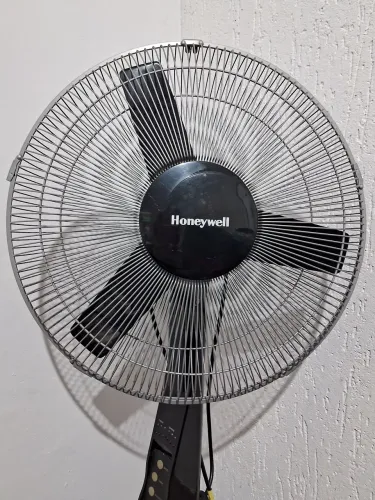 Ventilador coluna HoneyWell