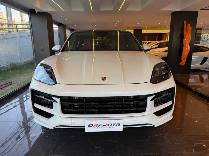 Porsche Cayenne S Coupe 3.0 V6 353cv (híbrido) 2024