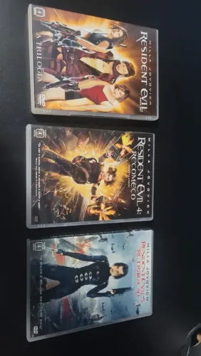 Combo DVDs Resident Evil Coleção 5 Filmes Originais Milla Jovovich