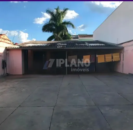 Venda de Casas / Padrão na cidade de São Carlos