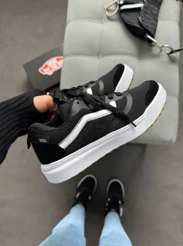 TENIS VANS ORIGINAL- EM PERFEITO ESTADO