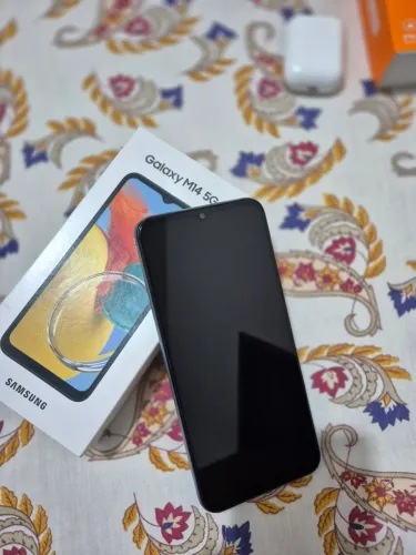 ? Samsung Galaxy M14 5G Azul (128GB / 4GB RAM) + Carregador Original e Capinha!