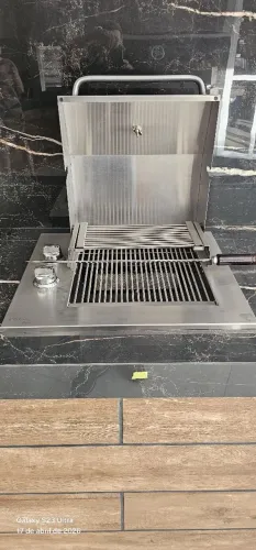 Churrasqueira Titan prime a gás em aço inox