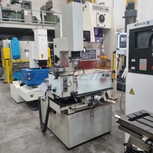 ELETROEROSÃO CN ENGEMAQ EDM-200 NC