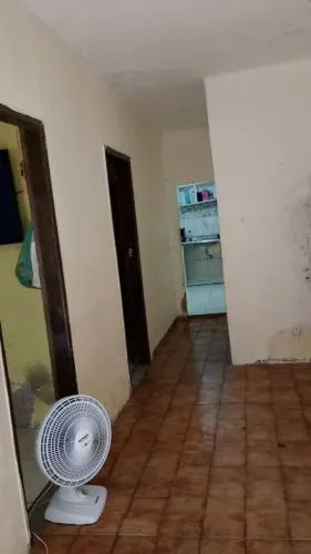 Vendo troco por carro