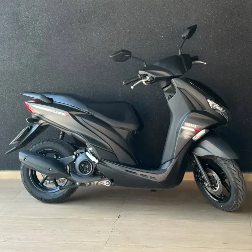 YAMAHA FLUO 125 2025