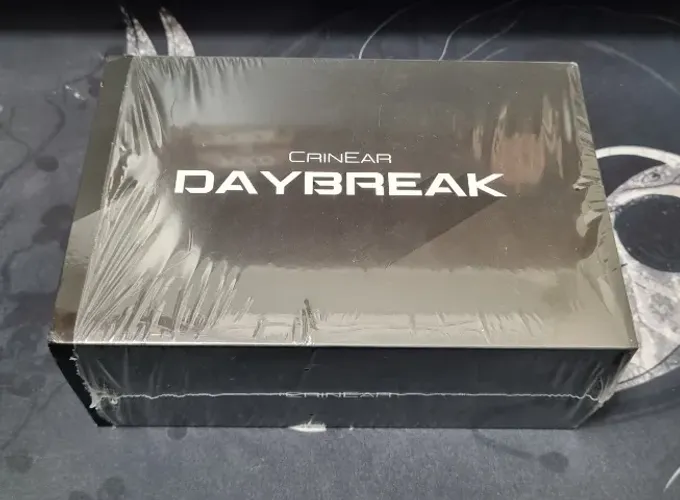 Crinear Daybreak - Fone IEM