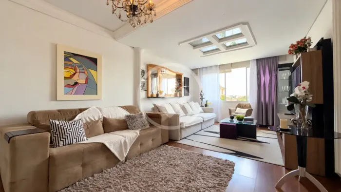 Apartamento duplex mobiliado com 3 quartos no Capão Raso, Curitiba codigo: 391751