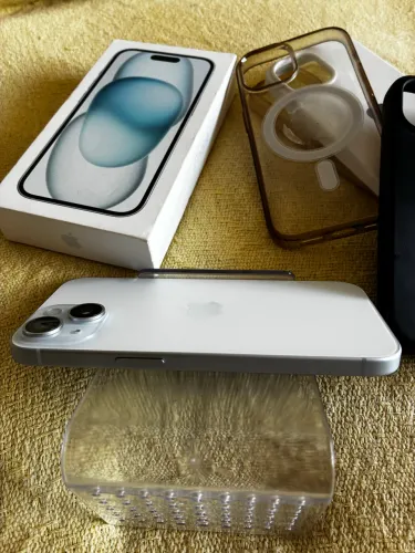 iPhone 15