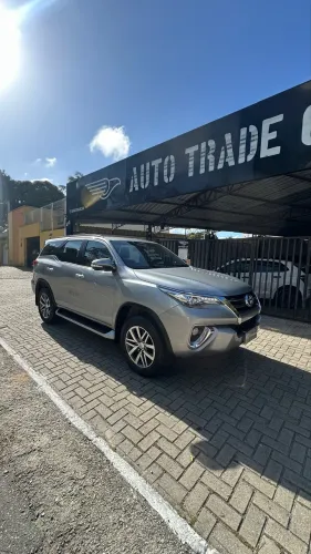 Toyota Hilux SW4 SRX 4X4 2.8 TDI 16V Dies. Aut. 2017