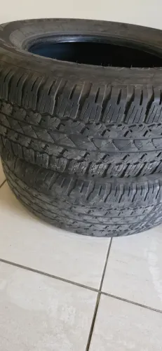 Pneu Bridgestone Dueller 265/65/17