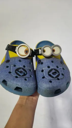 Crocs minions N38