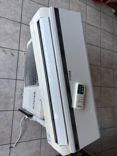 Ar condicionado split 12000 BTU quente e frio