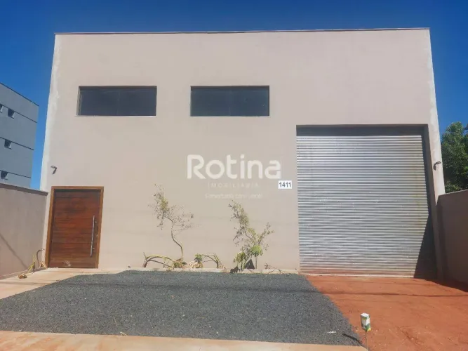 Excelente Galpão recém construído.