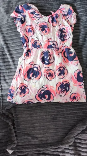 VESTIDO TAMANHO 8