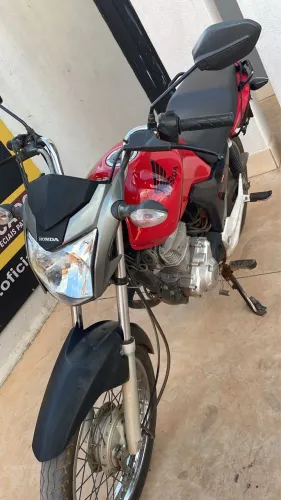 Titan 160 star 21/21 moto impecável
