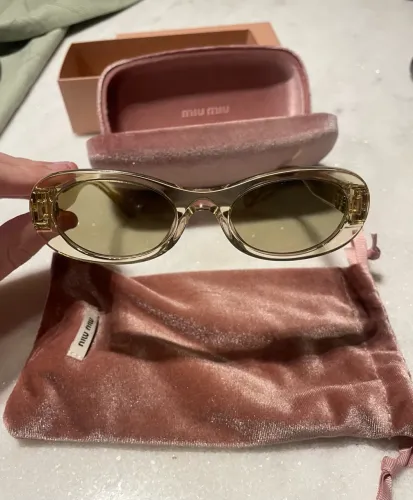 Óculos de sol miu miu