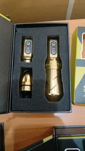 Maquina de tatuagem wireless