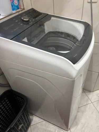 Máquina 14kg Eletrolux