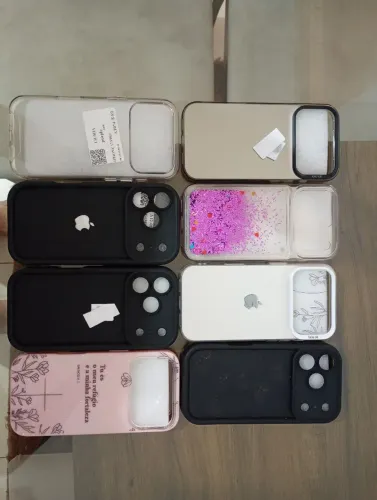 Vendo 8 capinhas Iphone 17 Pro 