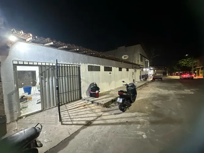 Alugo casa Jardim São Cristóvão