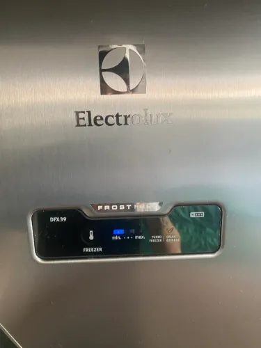 Geladeira Electrolux frost free