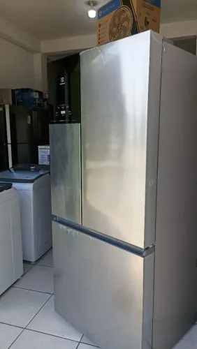 Geladeira Eletrolux 590 L 220v