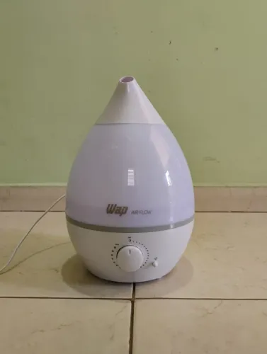 Umidificador De Ar Ultrassonico Wap Air Flow Luminária 20W 4L