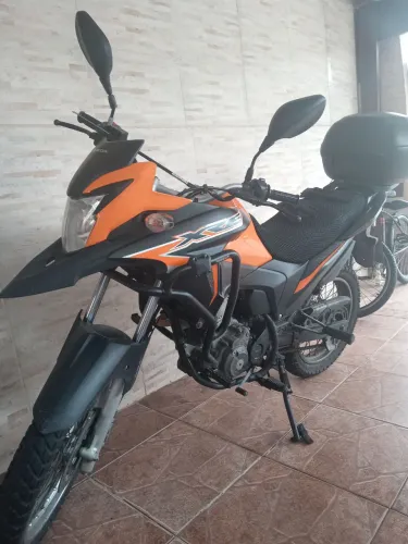 Vende-se XRE 190