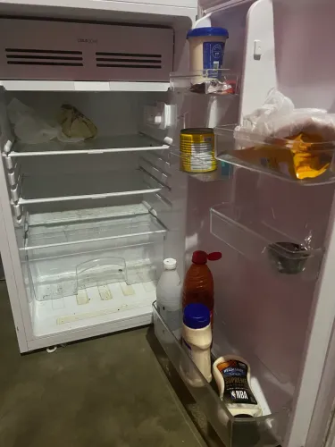 Vendo frigobar