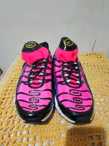 Tênis d Nike uma vez usado tamanho 42, 150 reais
