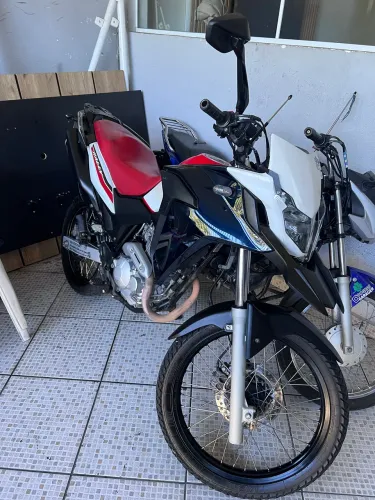 Xre 300 rally abs 