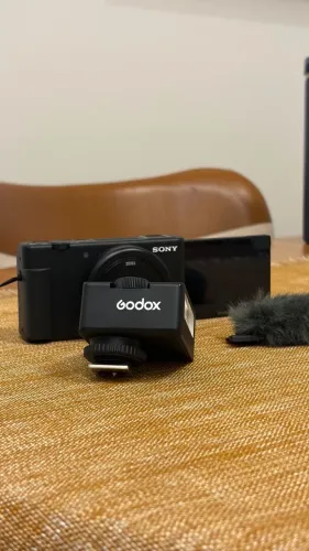 Câmera Sony ZV-1 20.1MP 4K (Preta) ? Estado impecável