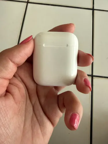 AirPods 2 Apple