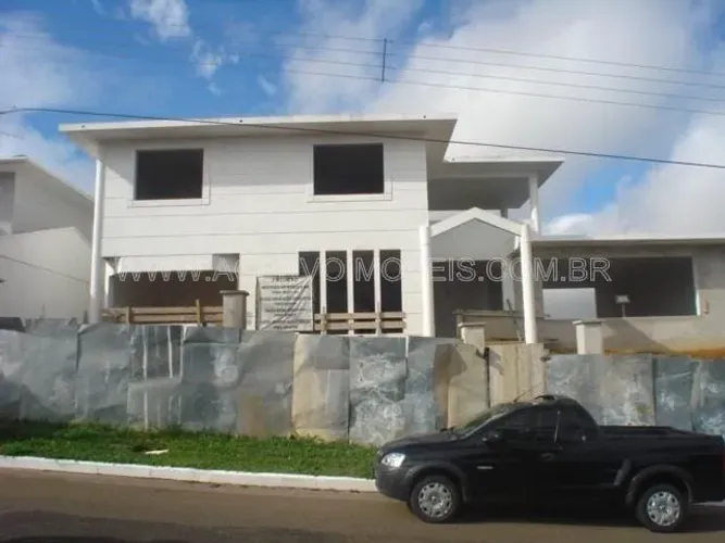 Casa à venda com 7 quartos no Granville - Juiz de Fora/MG