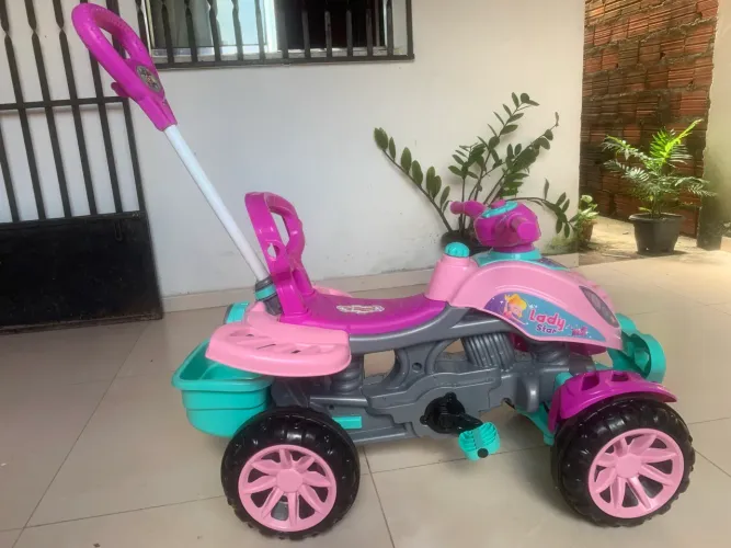 Carrinho infantil triciculo 