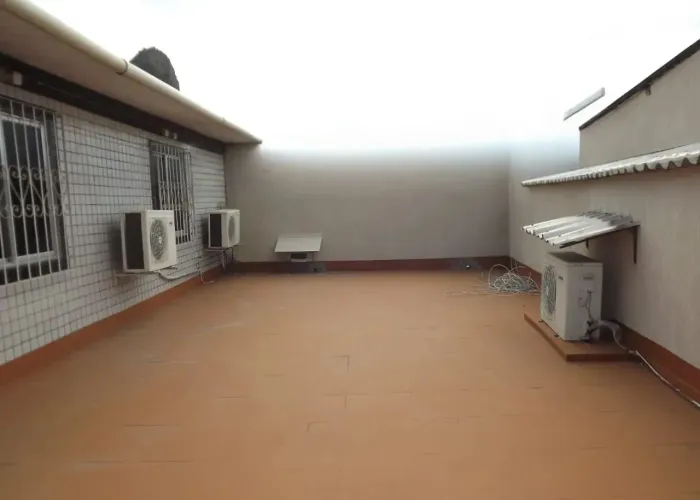 CURICICA ALUGEL ESPAÇOÇ COMERCIAL  MONTADO 220M2