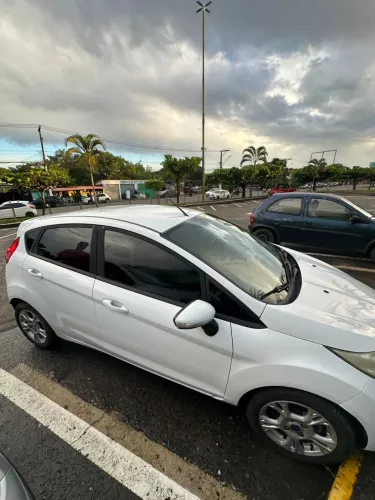 Ford Fiesta 1.5 16V Flex Mec. 5P 2015