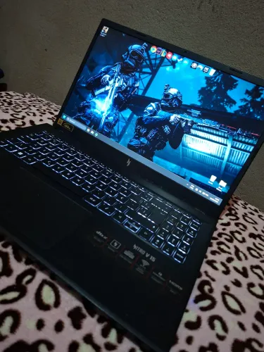 Notebook Nitro V15 | Brinde Monitor AOC 24" 144hz