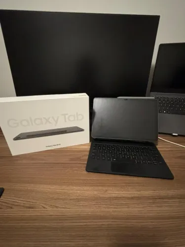 Samsung Galaxy Tab S9 FE - Excelente estado | Acompanha capa teclado + película fosca