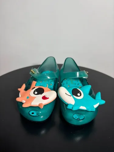 Mini Melissa Ultragirl Shark