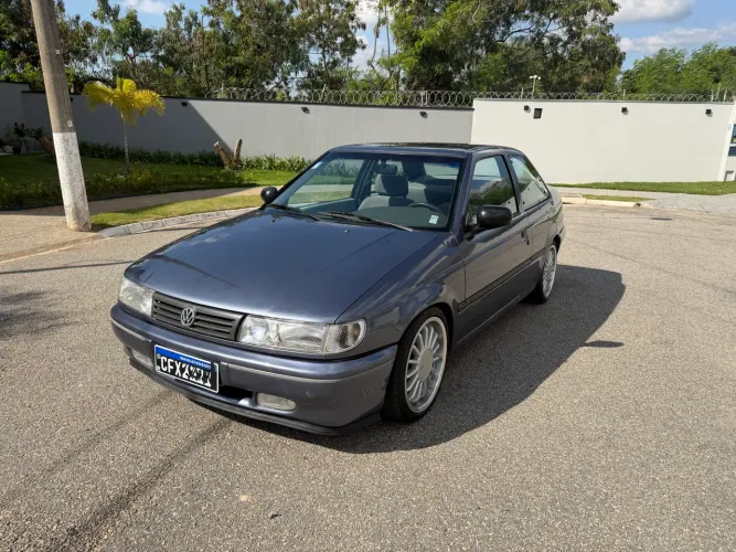 Volkswagen Logus 1.8 / CLI / CL (álcool) 1996