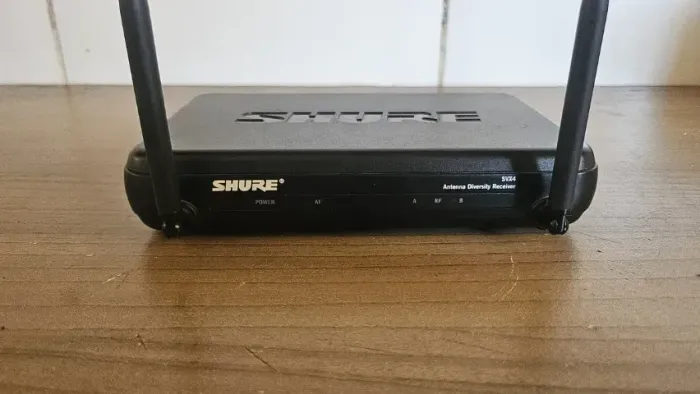 microfone shure sem fio svx4 original