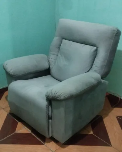 Poltrona reclinável 